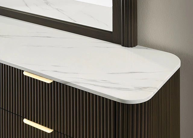 Lantrisant Dresser
