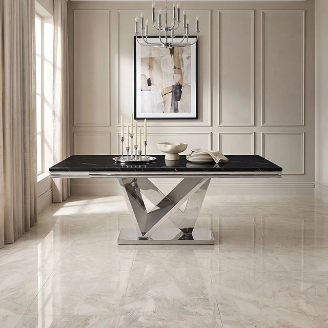 Wadenstil Dining Table