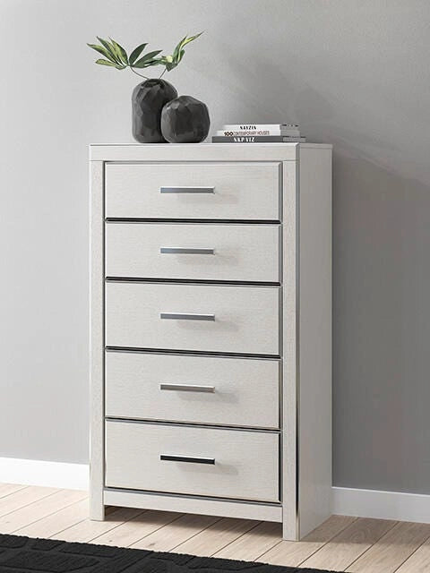 Zuraleus Chest of Drawers