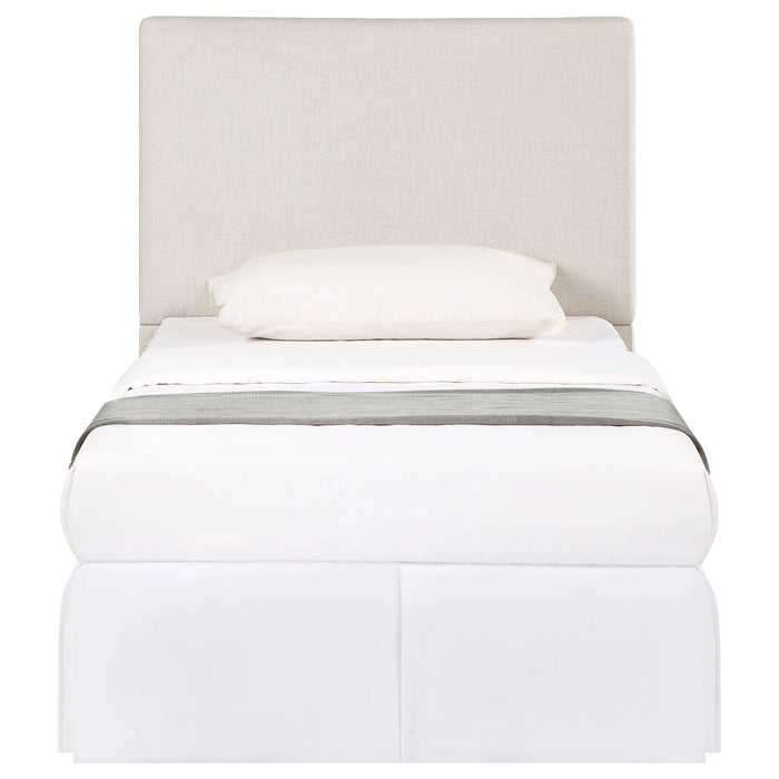 Pirro Headboard