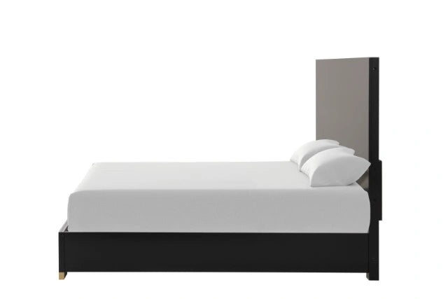 Goldsberg Bed Black & Black/Gold