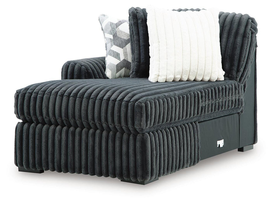 Midnight-Madness Super Chaise