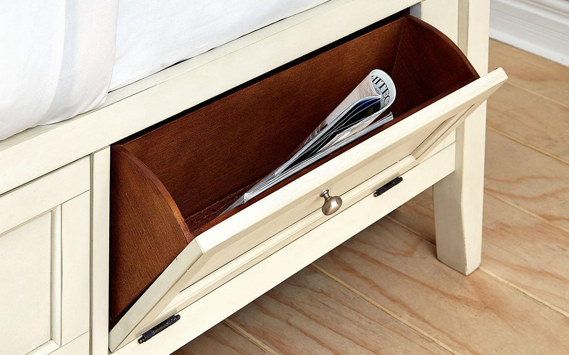 A-America Furniture Northlake Queen Storage Bed in White Linen