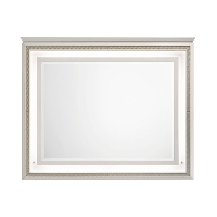 Audra Mirror