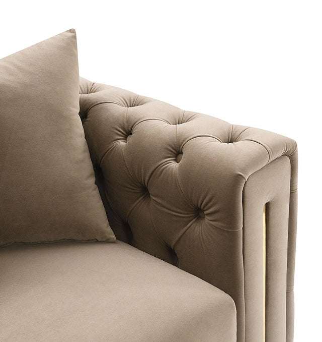 Avara Loveseat