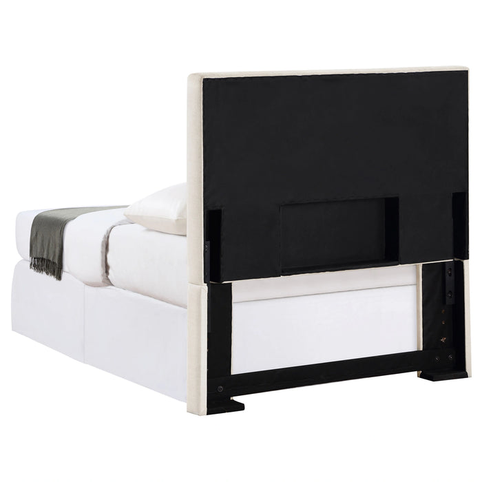 Pirro Headboard